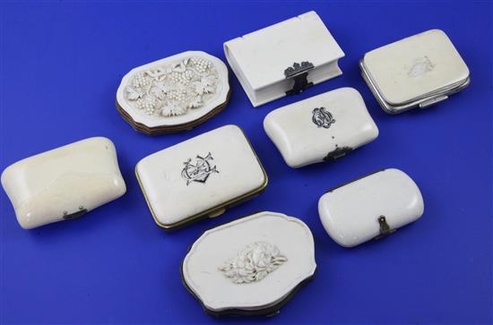Eight assorted early 20th century mounted ivory purses, largest approx. 3in.